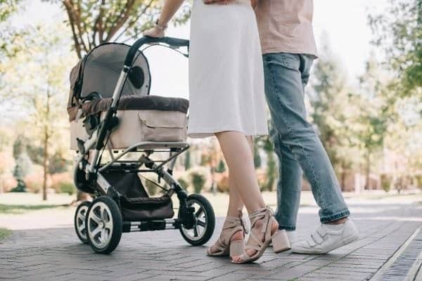 Safe Sanitization for Baby Gear A Pro Traveler’s Guide